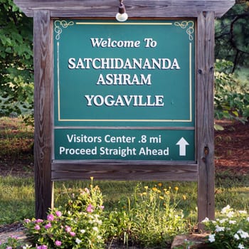 Welcome to Yogaville sign