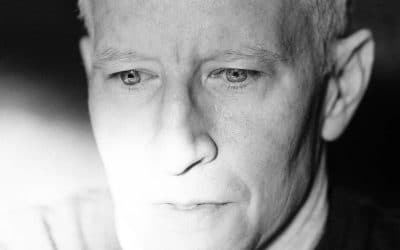 Anderson Cooper Explores Grief and Loss in Deeply Personal Podcast
